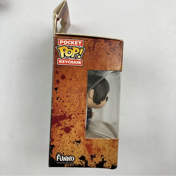 Lot of 3 Walking Dead Toys McFarlane Michonnes Pet Funko Daryl Keychain Cards - Picture 6 of 11